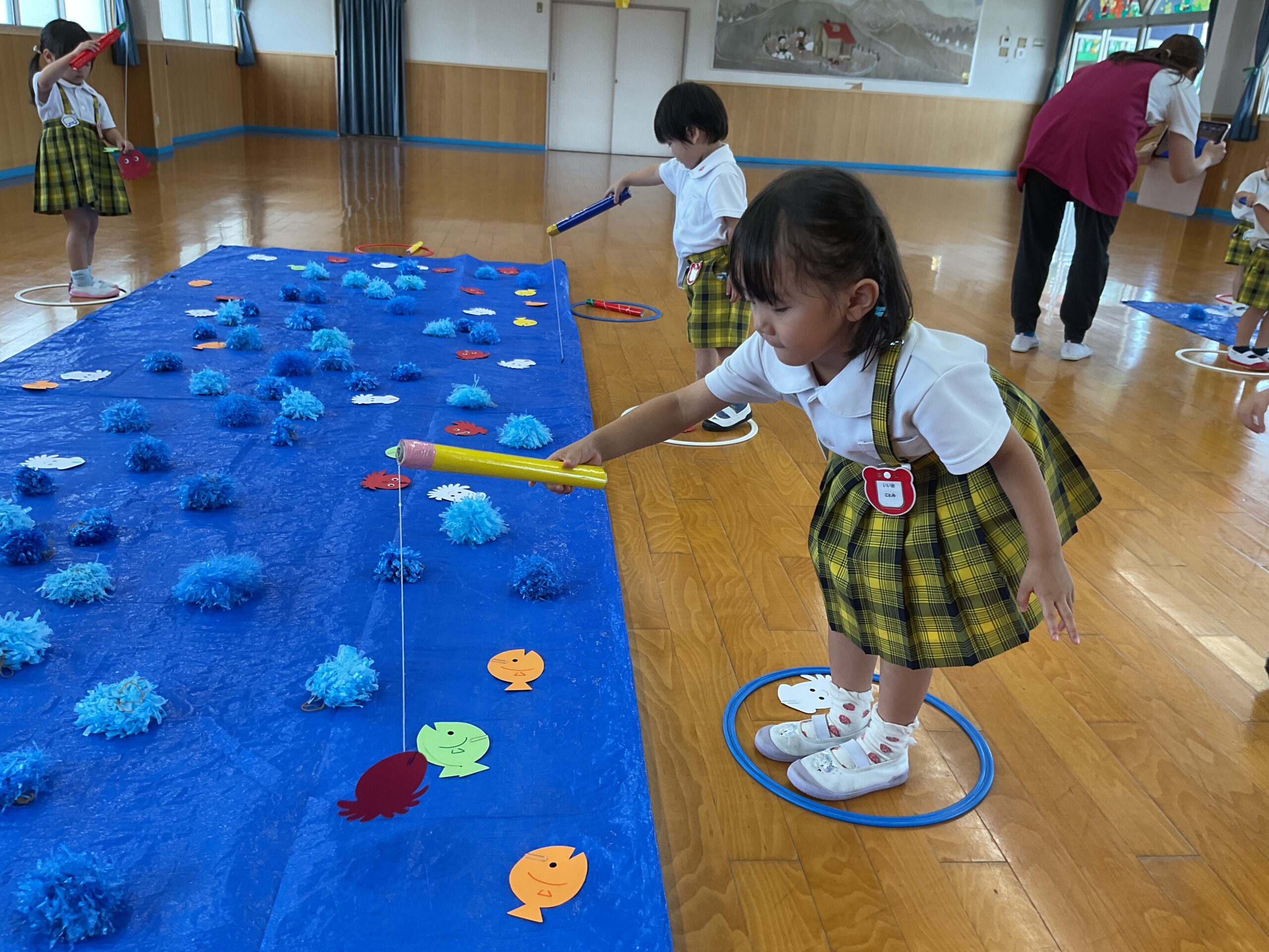 魚釣りをして遊びました。